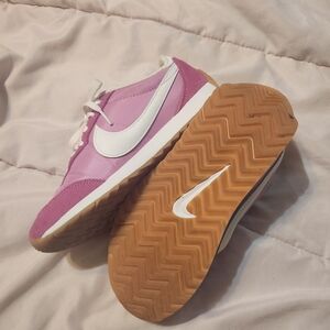 Nike Women's Sneakers Pink with White Accents